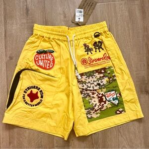 NWT STRIVERS ROW MENS CYBER‎ YELLOW CANTER SHORT SIZE S